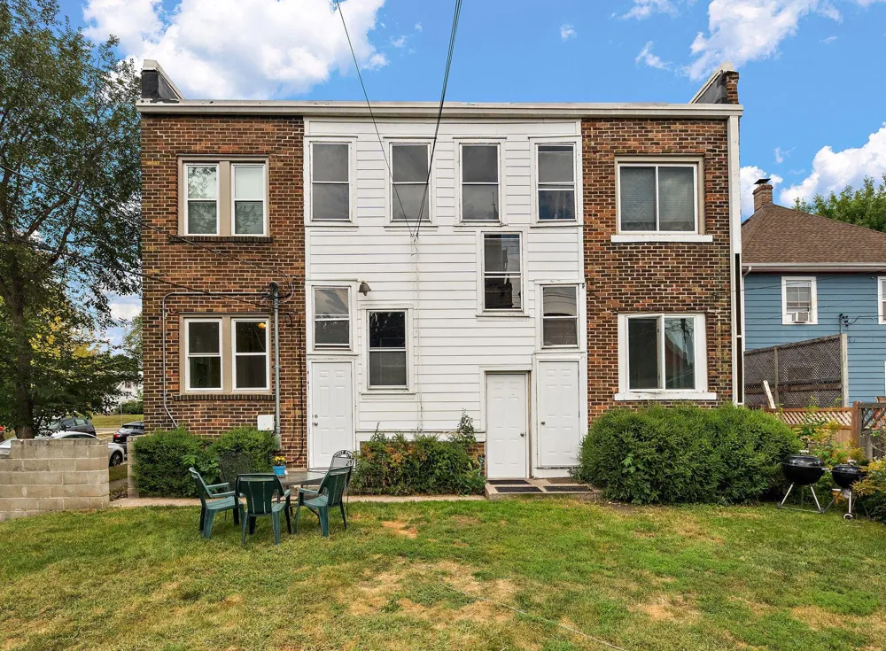 1521 Grand Avenue Saint Paul, MN 55105