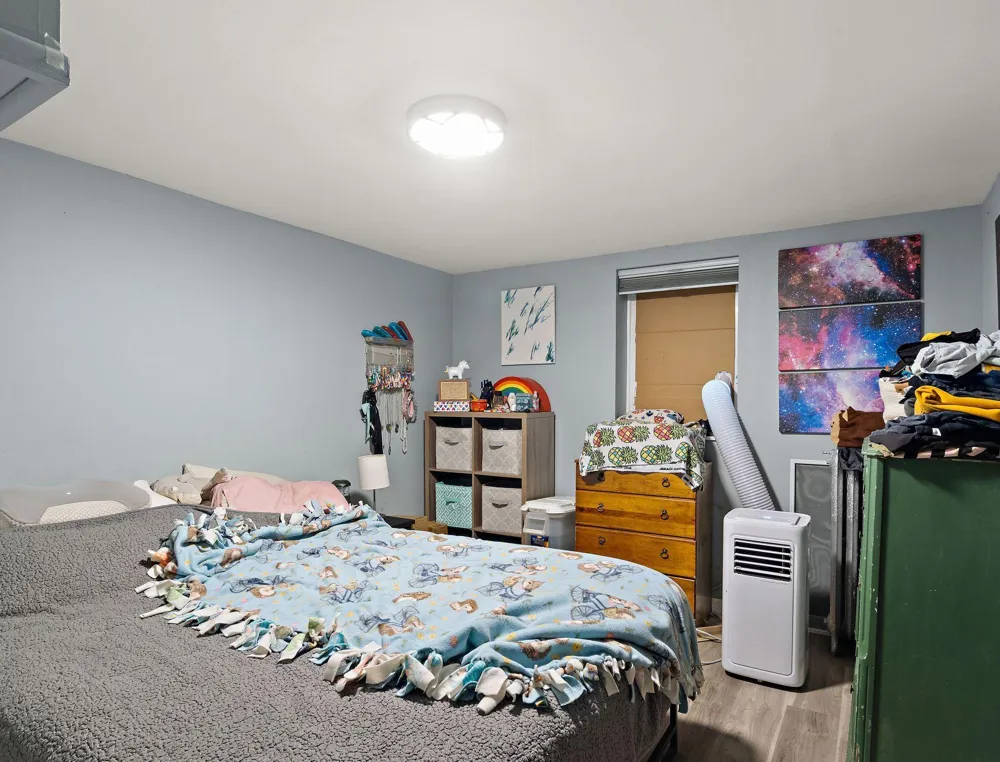 1521 Grand Avenue Saint Paul, MN 55105