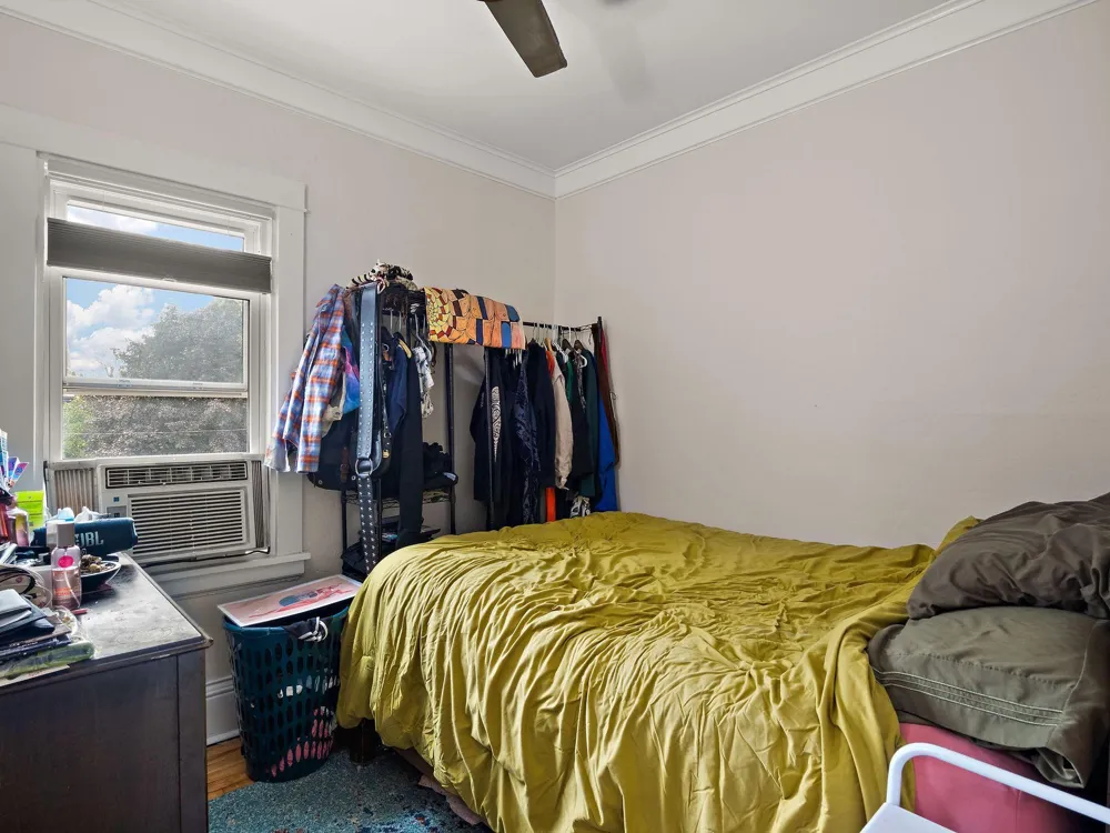 1521 Grand Avenue Saint Paul, MN 55105