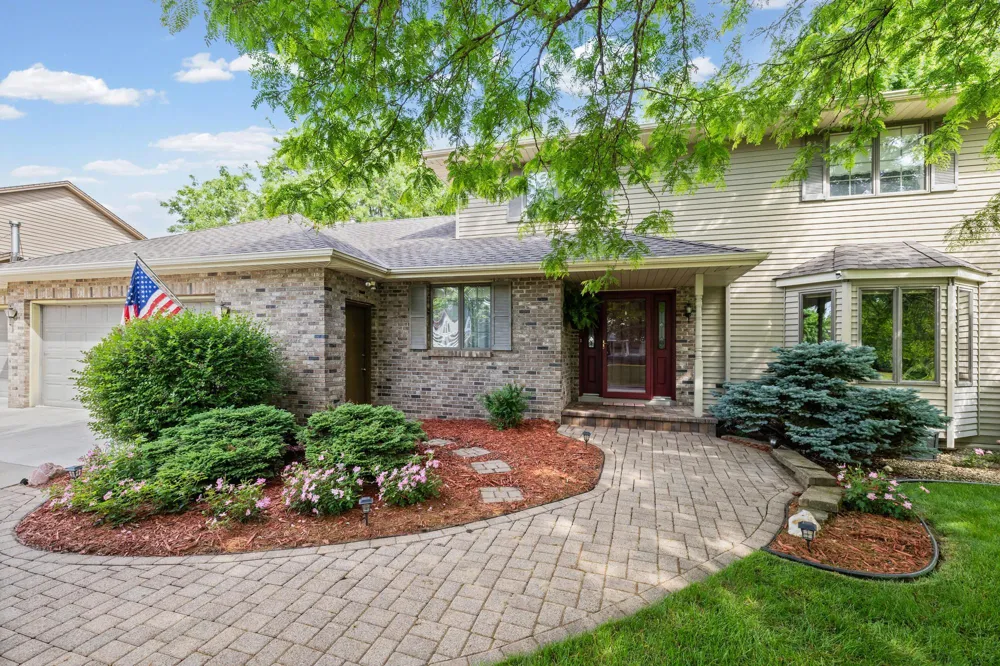 500 Bohlken Drive Hastings, MN 55033