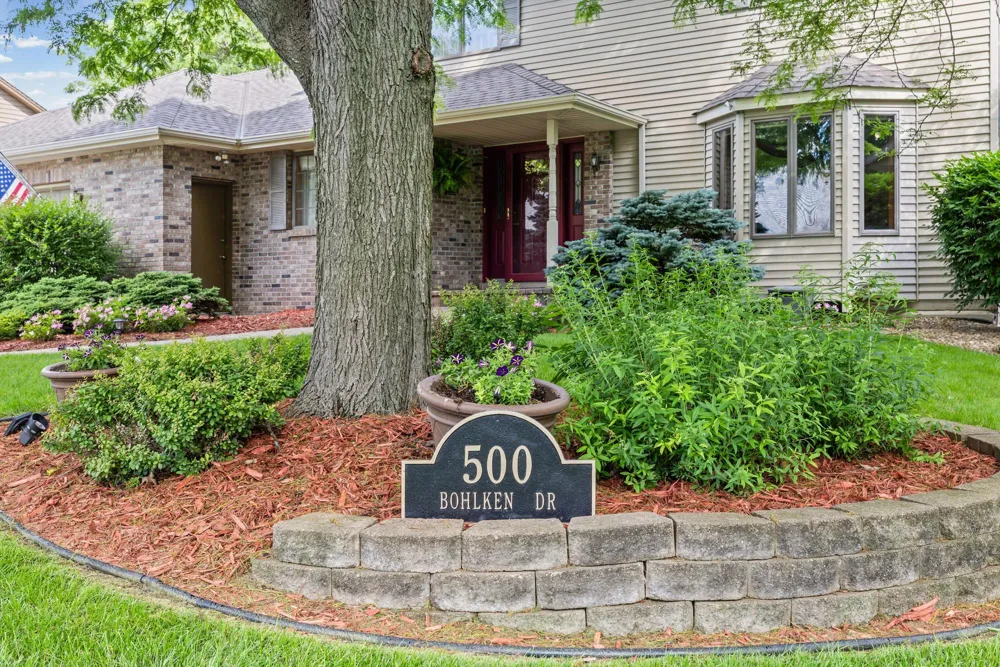 500 Bohlken Drive Hastings, MN 55033