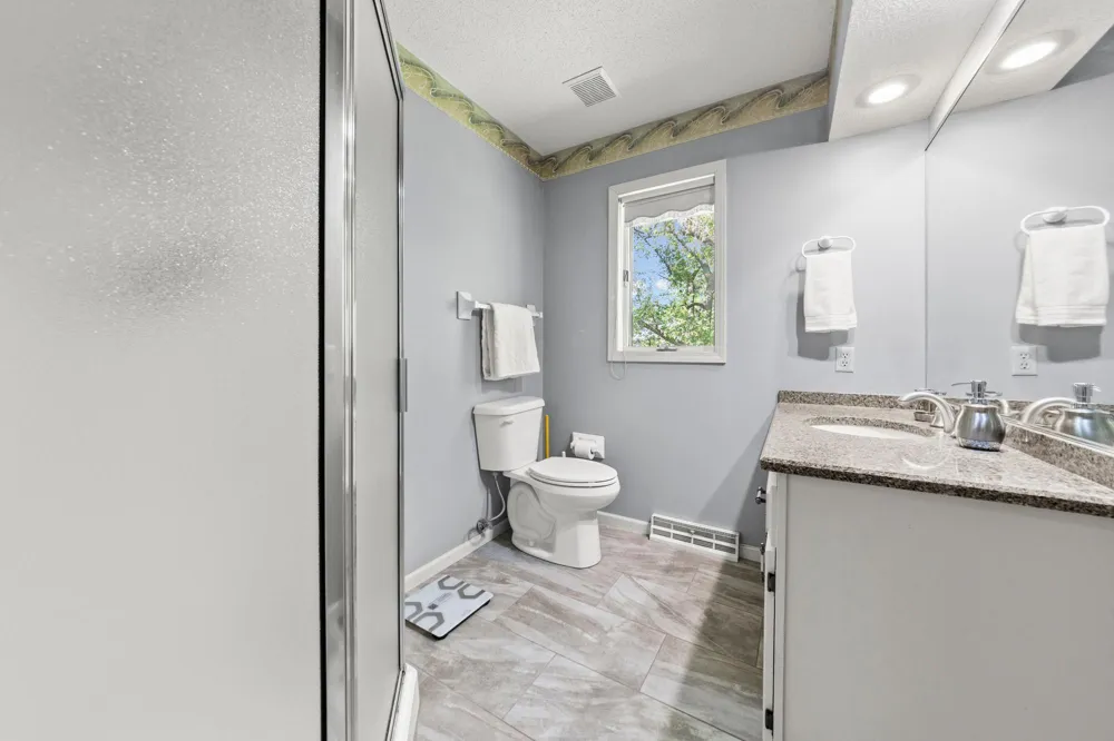 500 Bohlken Drive Hastings, MN 55033