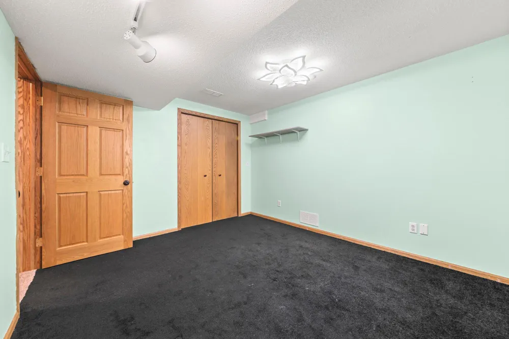 500 Bohlken Drive Hastings, MN 55033