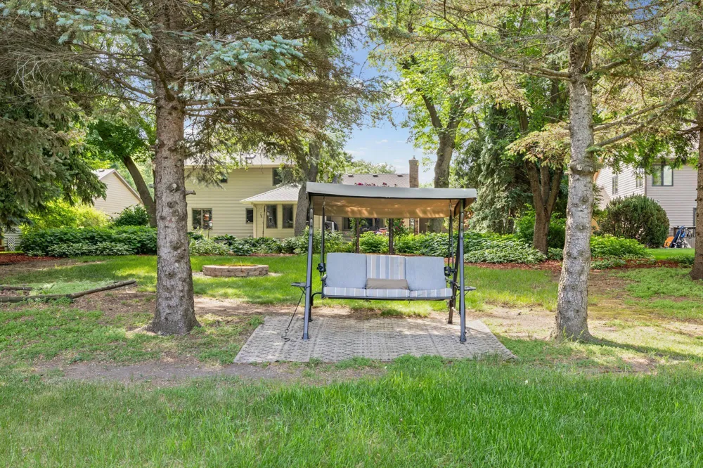 500 Bohlken Drive Hastings, MN 55033