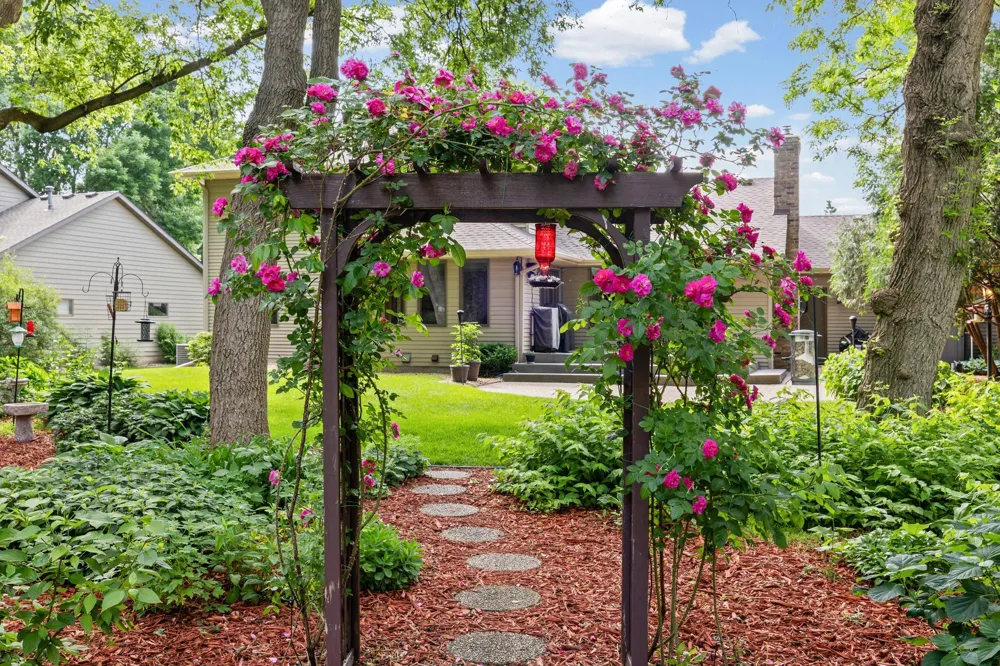 500 Bohlken Drive Hastings, MN 55033