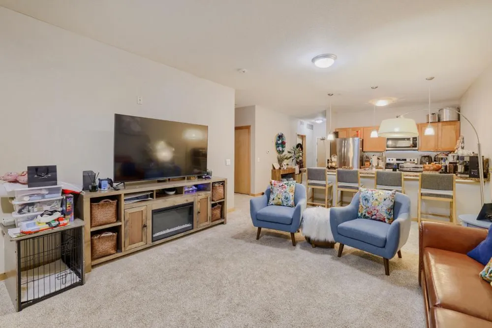 2850 Cedar Ave S #202 Minneapolis, MN 55407