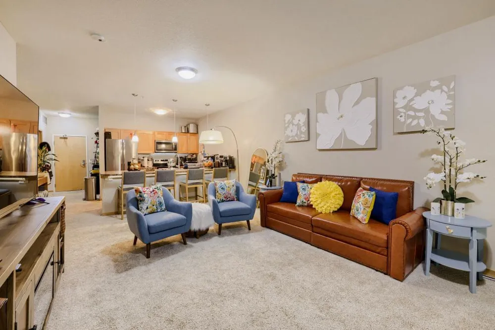 2850 Cedar Ave S #202 Minneapolis, MN 55407