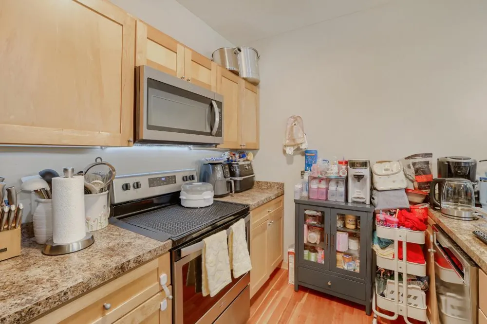 2850 Cedar Ave S #202 Minneapolis, MN 55407