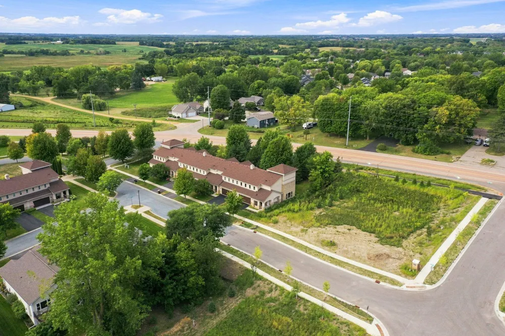 675 Sienna Drive Watertown, MN 55388