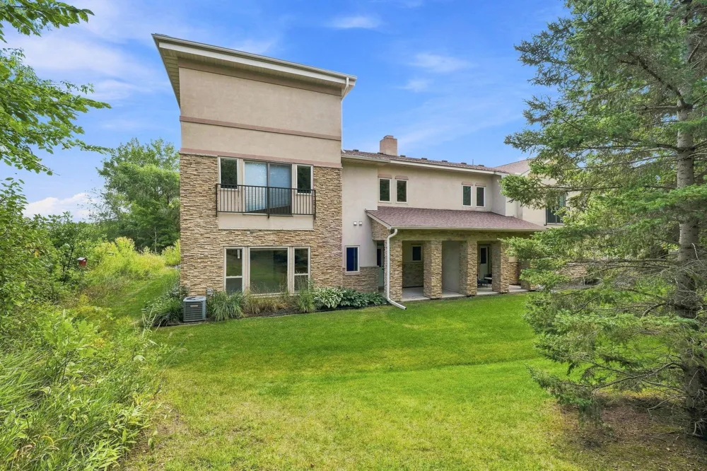 675 Sienna Drive Watertown, MN 55388