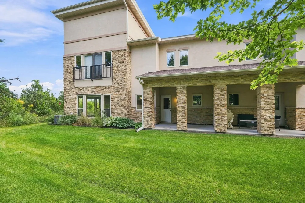 675 Sienna Drive Watertown, MN 55388
