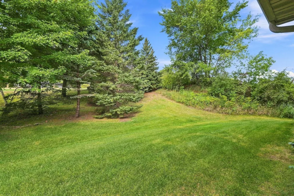 675 Sienna Drive Watertown, MN 55388