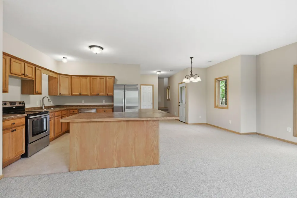 675 Sienna Drive Watertown, MN 55388
