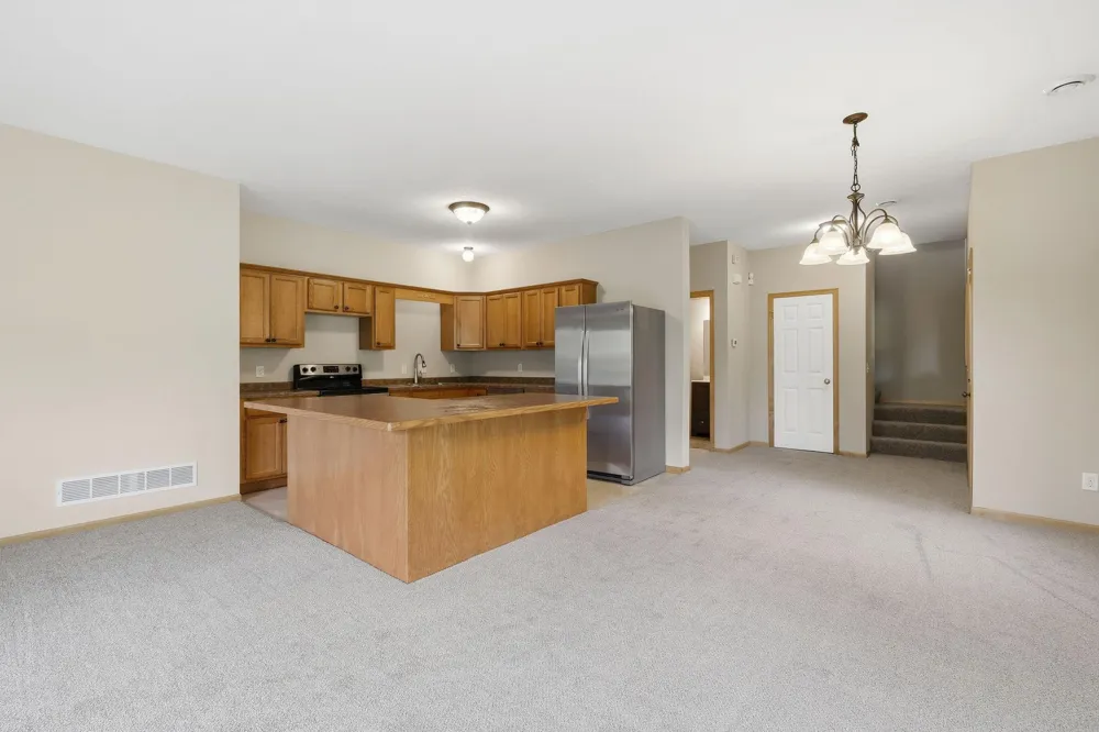 675 Sienna Drive Watertown, MN 55388