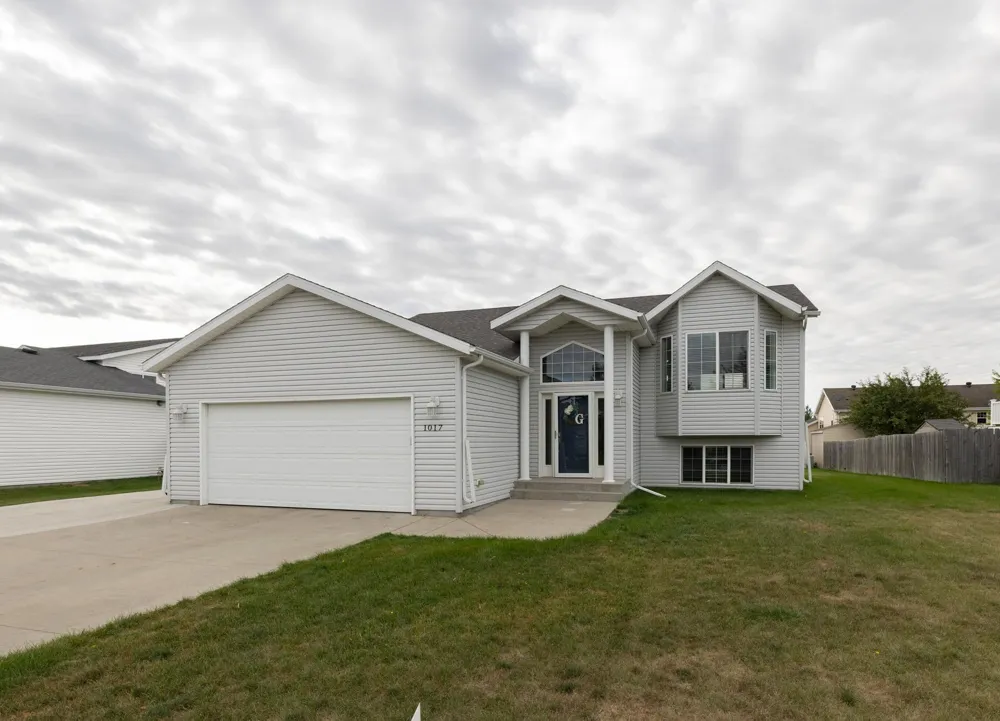 1017 Westport Parkway West Fargo, ND 58078