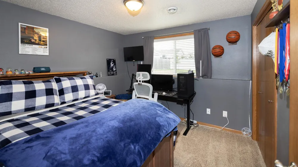 1017 Westport Parkway West Fargo, ND 58078