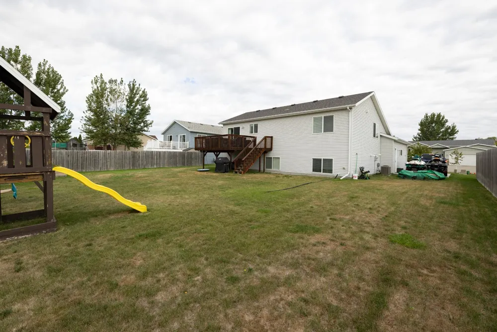 1017 Westport Parkway West Fargo, ND 58078