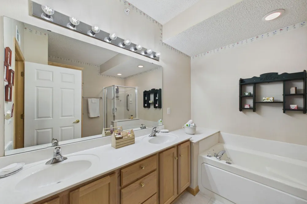 625 Wesley Commons Drive #47 Golden Valley, MN 55427