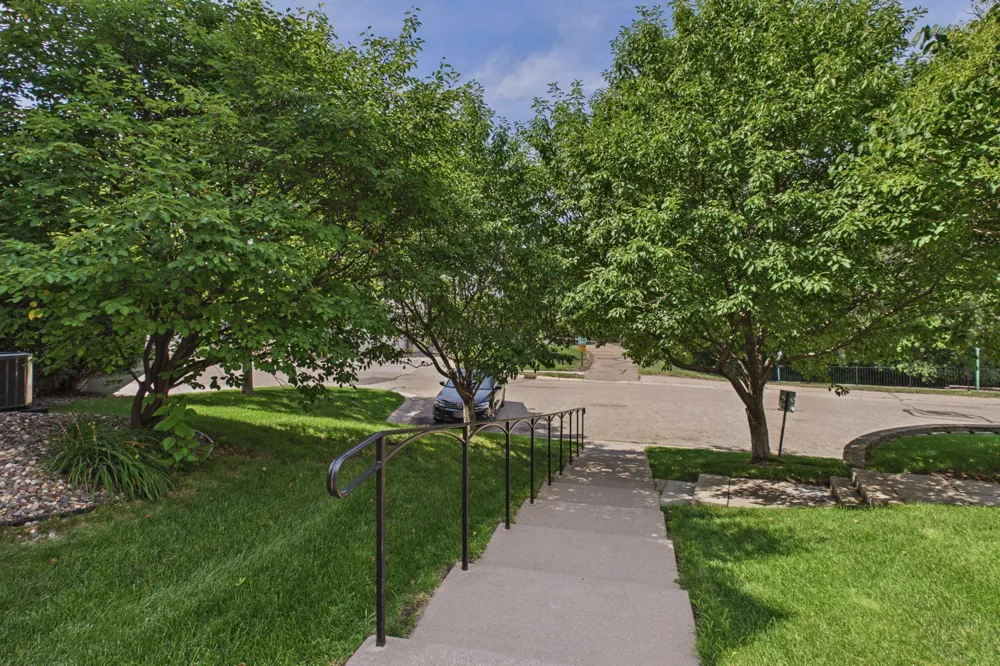 625 Wesley Commons Drive #47 Golden Valley, MN 55427