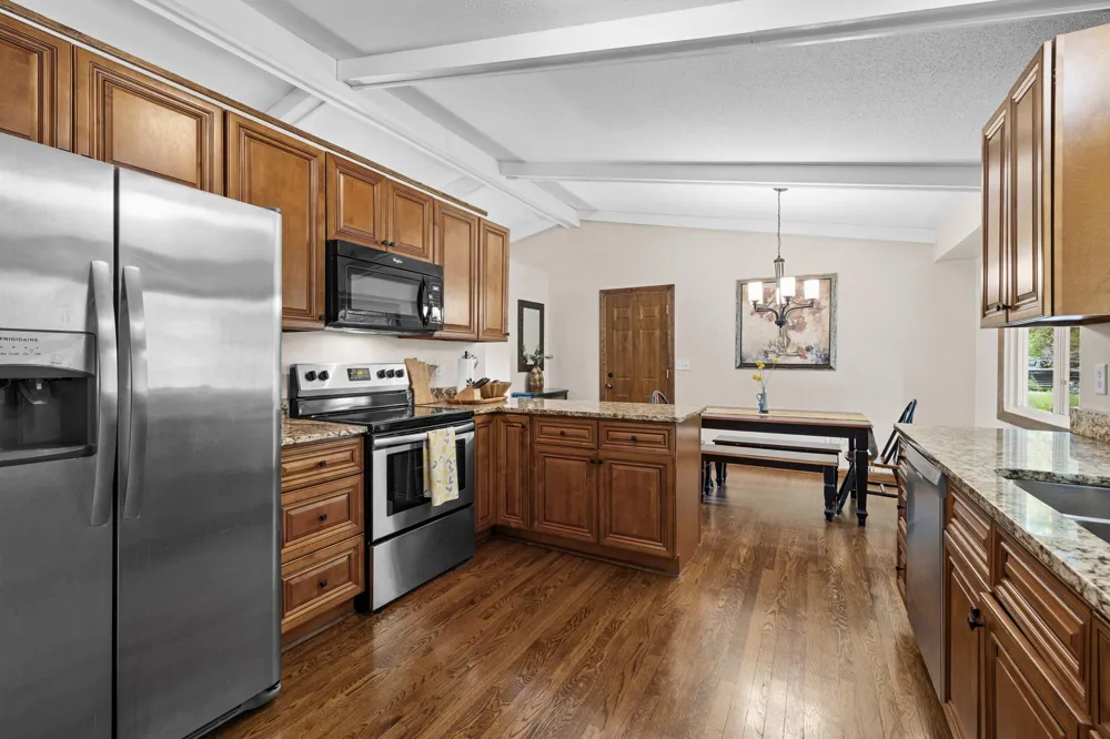 7835 Berkshire Lane Maple Grove, MN 55311