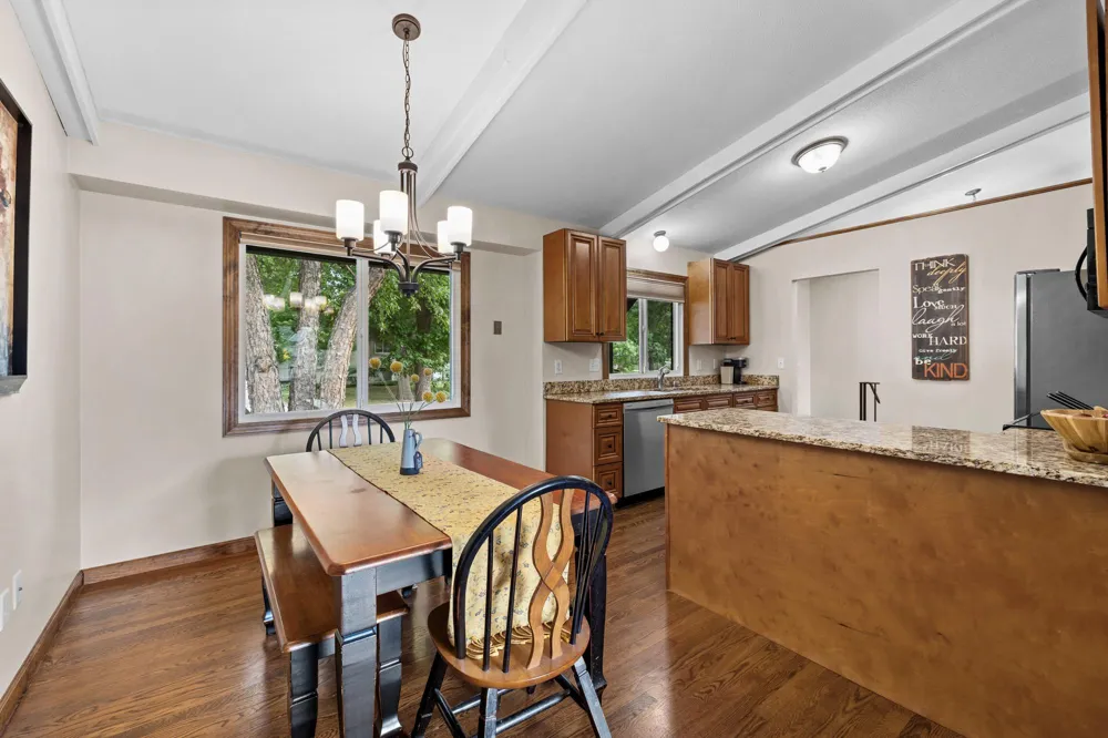 7835 Berkshire Lane Maple Grove, MN 55311