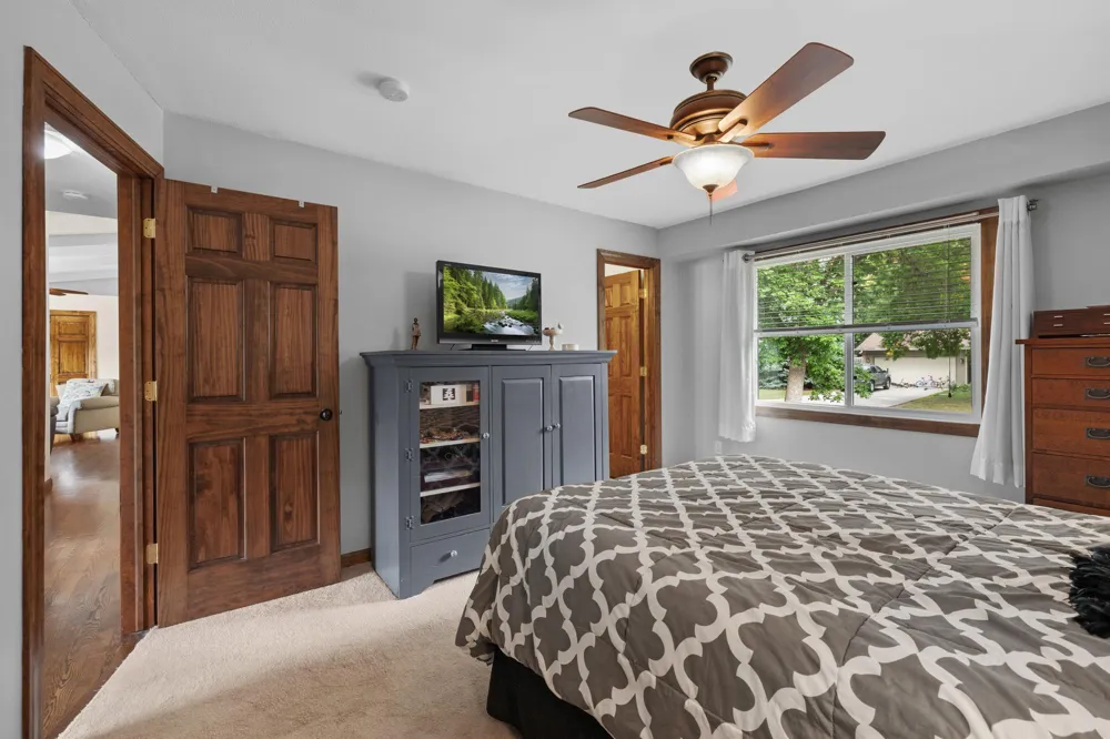 7835 Berkshire Lane Maple Grove, MN 55311