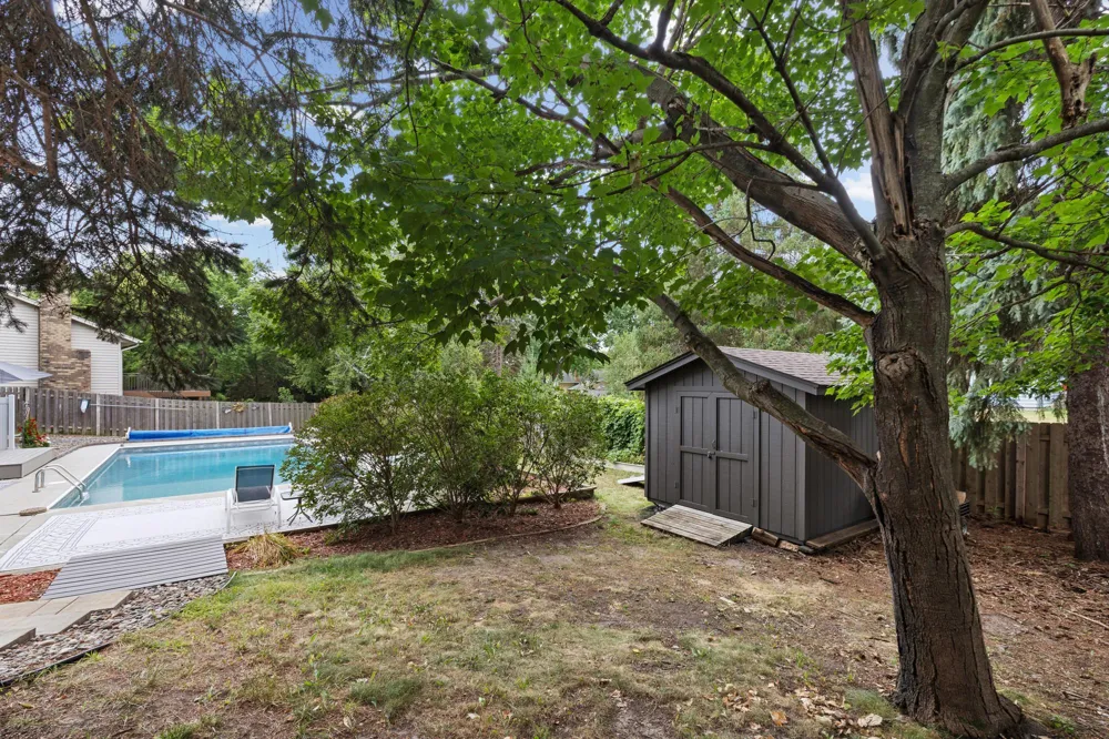 7835 Berkshire Lane Maple Grove, MN 55311