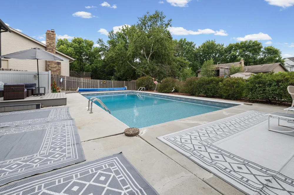 7835 Berkshire Lane Maple Grove, MN 55311