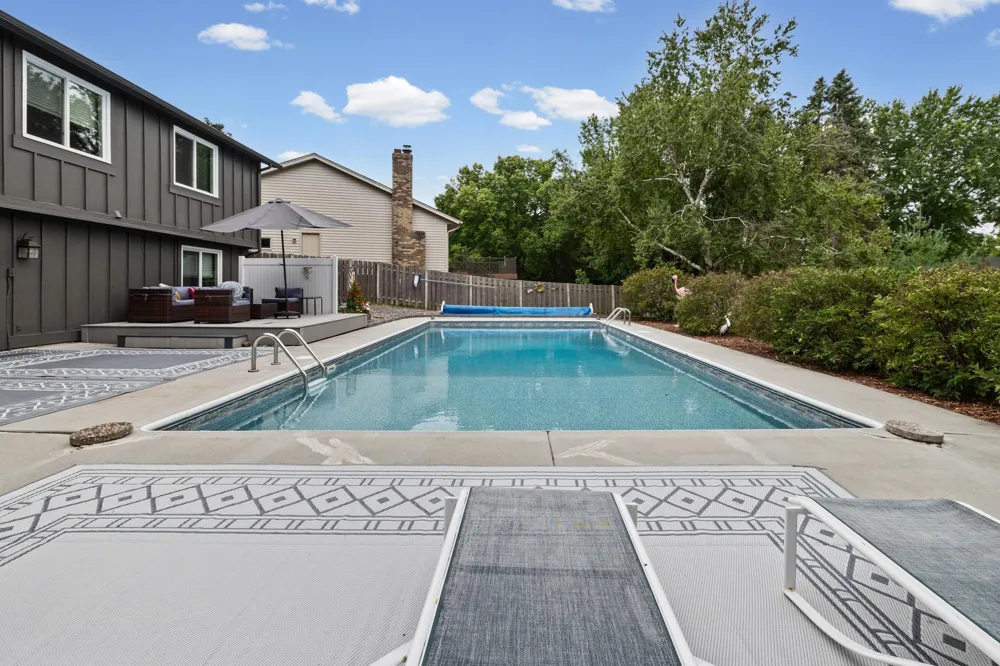 7835 Berkshire Lane Maple Grove, MN 55311