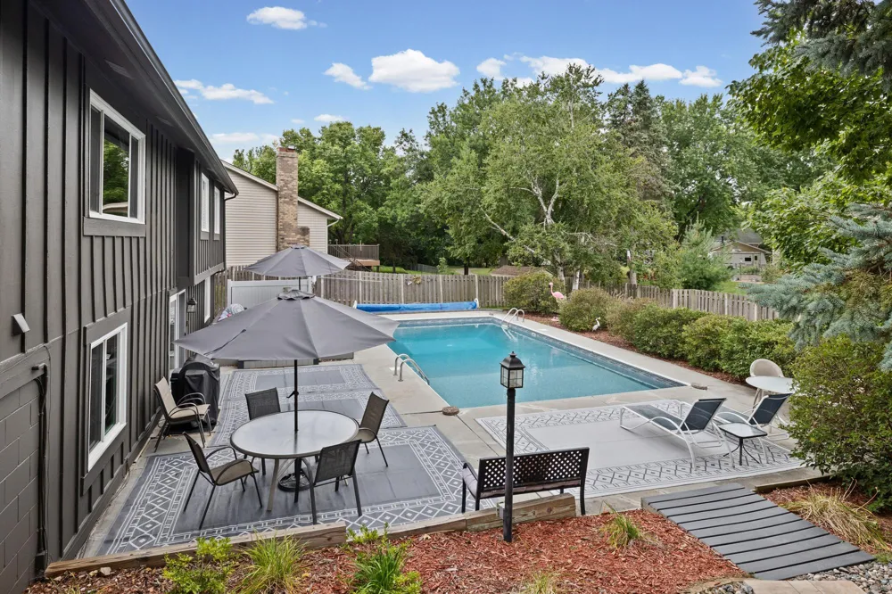 7835 Berkshire Lane Maple Grove, MN 55311