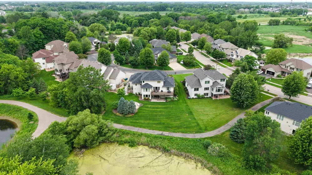 6786 Yellowstone Lane Maple Grove, MN 55311