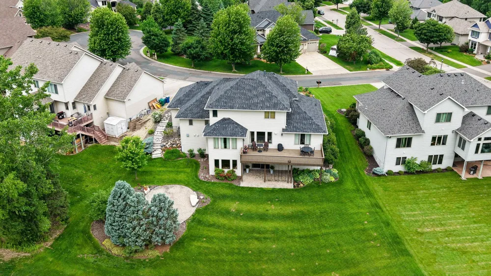 6786 Yellowstone Lane Maple Grove, MN 55311