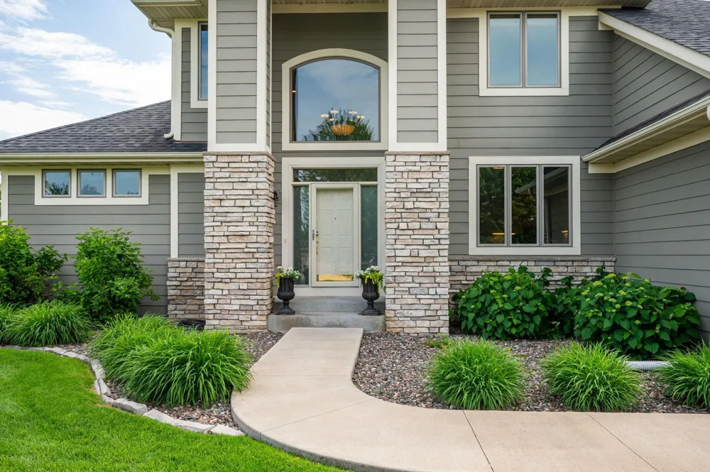 6786 Yellowstone Lane Maple Grove, MN 55311