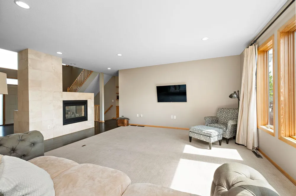 6786 Yellowstone Lane Maple Grove, MN 55311