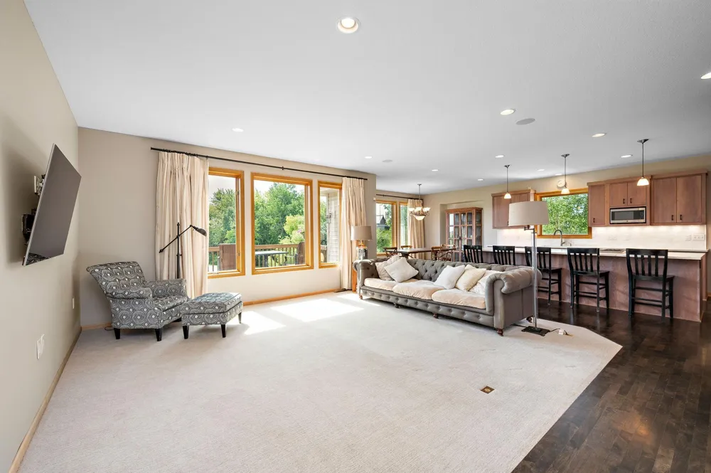 6786 Yellowstone Lane Maple Grove, MN 55311