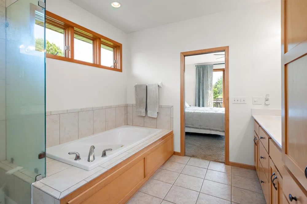 6786 Yellowstone Lane Maple Grove, MN 55311