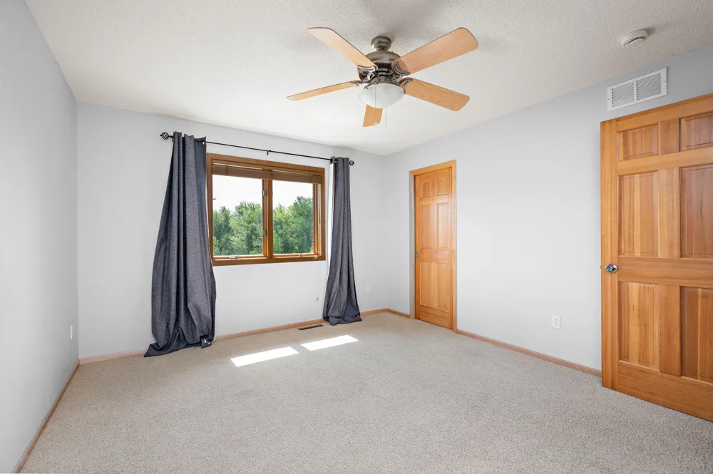 6786 Yellowstone Lane Maple Grove, MN 55311