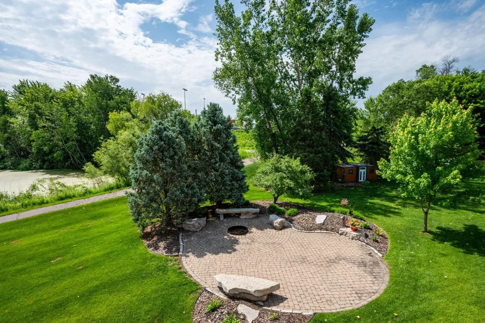 6786 Yellowstone Lane Maple Grove, MN 55311