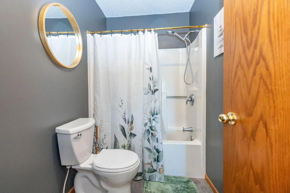 412 Voyager Drive Alexandria, MN 56308