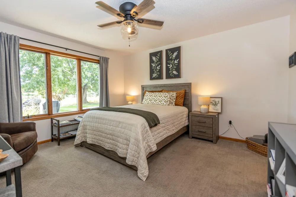 412 Voyager Drive Alexandria, MN 56308