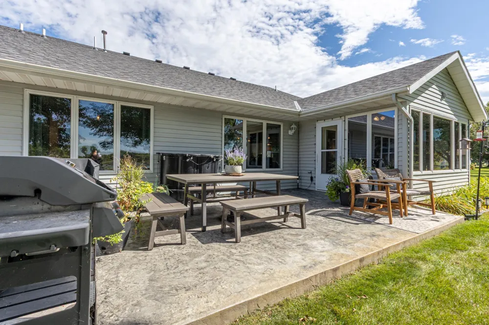 412 Voyager Drive Alexandria, MN 56308