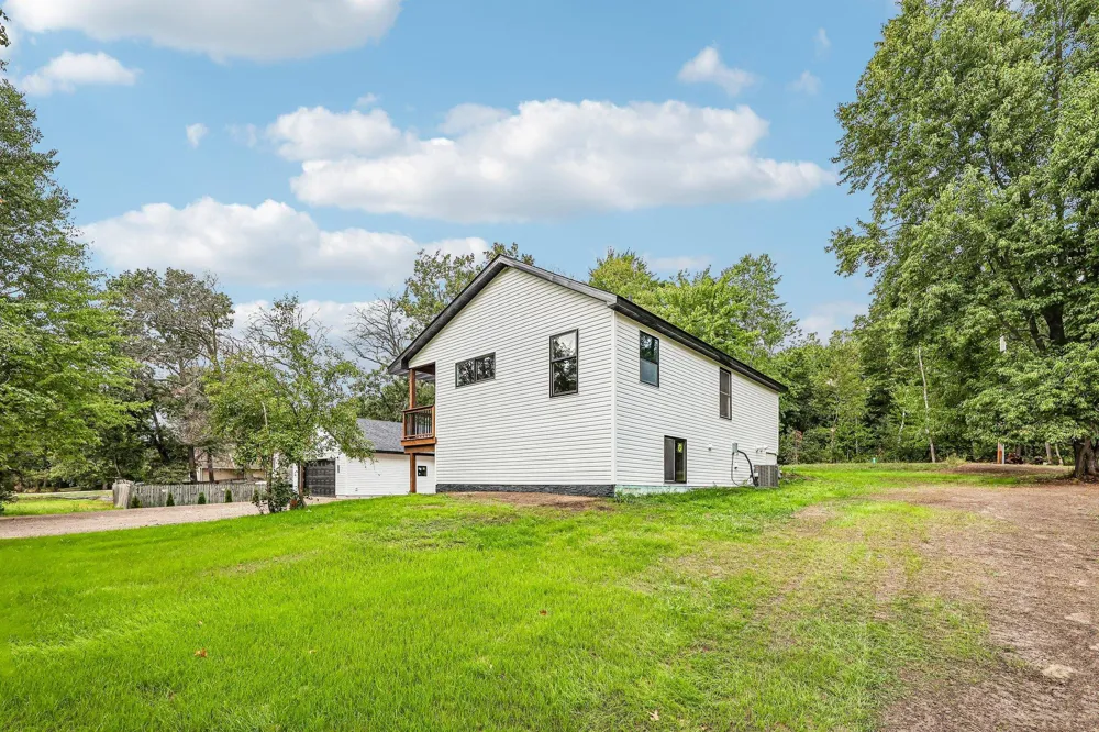 8631 241st Avenue NE Stacy, MN 55079