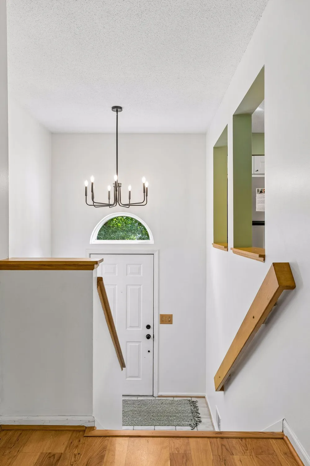 4902 Bayswater Road Minnetonka, MN 55345