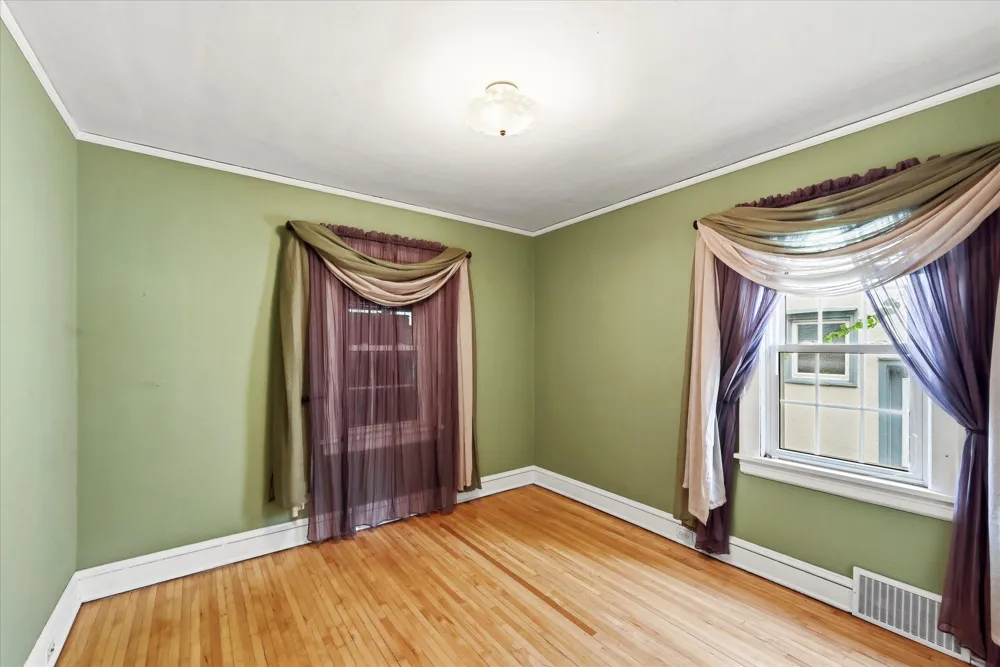 4857 Xerxes Avenue S Minneapolis, MN 55410