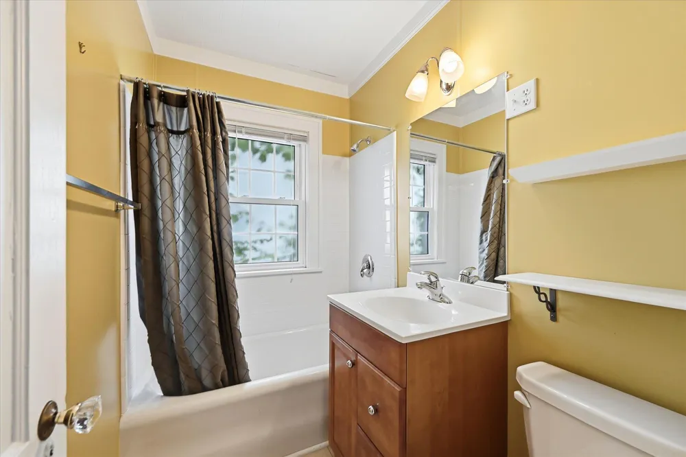 4857 Xerxes Avenue S Minneapolis, MN 55410