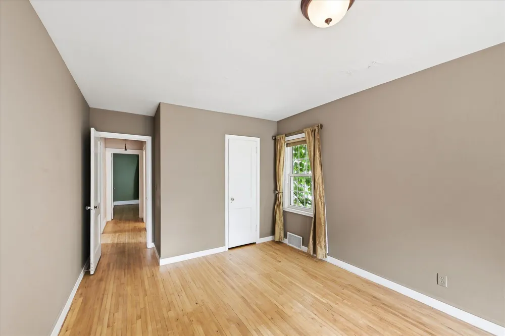 4857 Xerxes Avenue S Minneapolis, MN 55410
