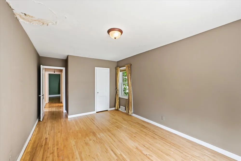 4857 Xerxes Avenue S Minneapolis, MN 55410