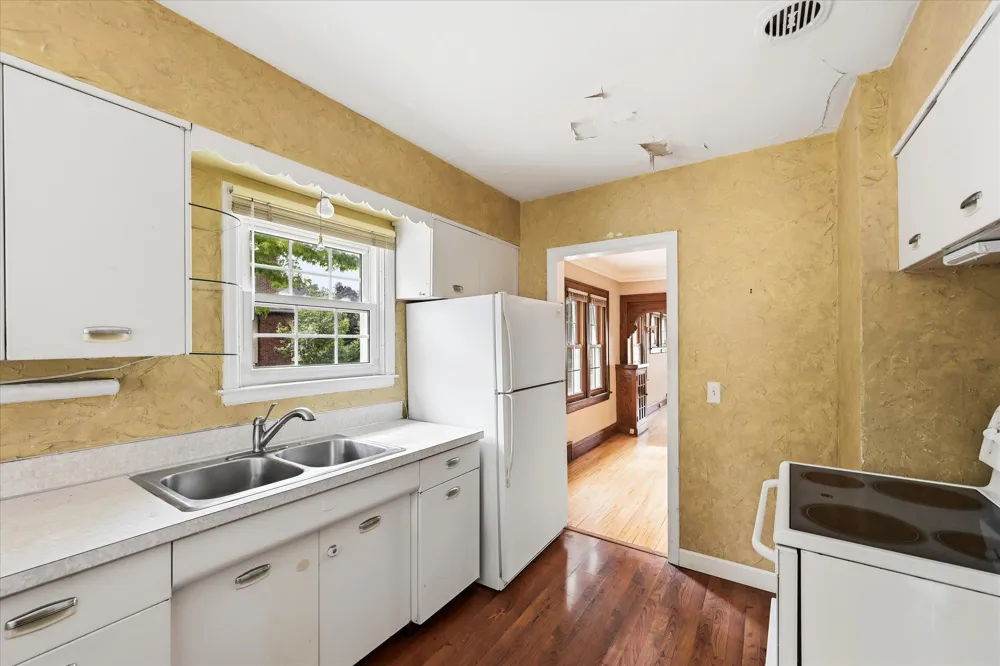4857 Xerxes Avenue S Minneapolis, MN 55410