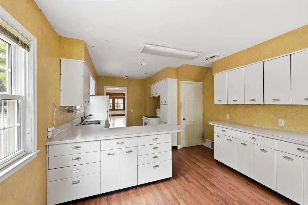 4857 Xerxes Avenue S Minneapolis, MN 55410