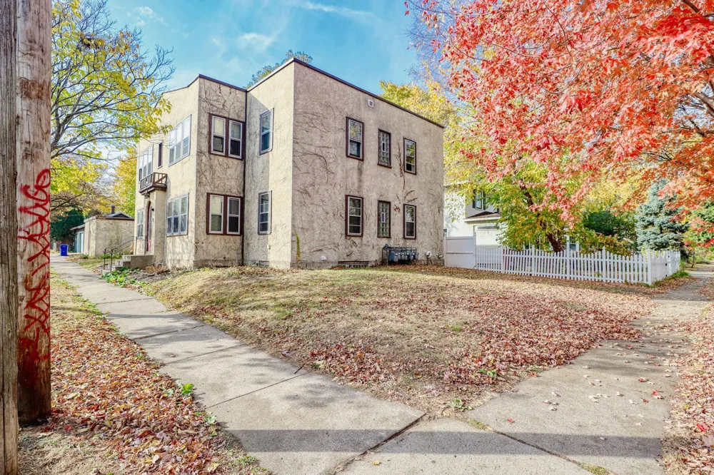 415 Finn Street Saint Paul, MN 55104